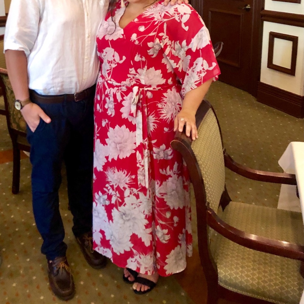 Beautiful floral dress, perfect for weddings.